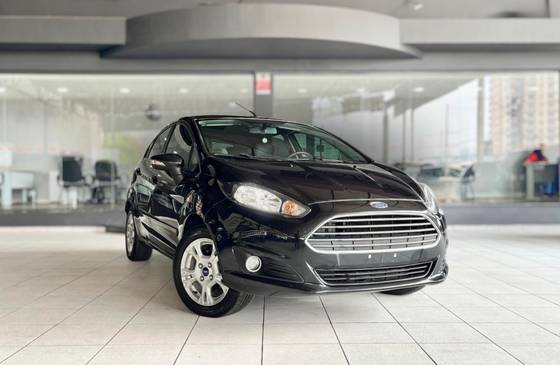 FORD FIESTA 1.6 SE HATCH 16V FLEX 4P MANUAL